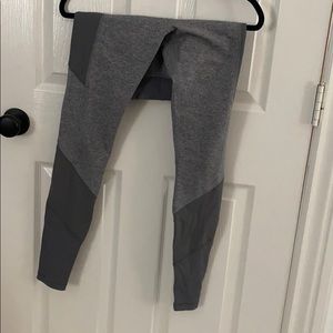 gray leggings!